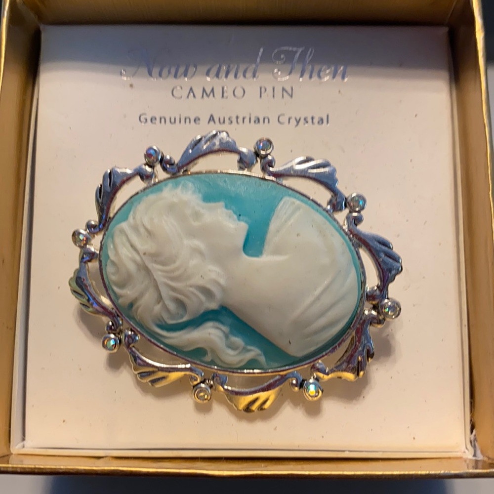 New Now and Then Cameo broach $25.00